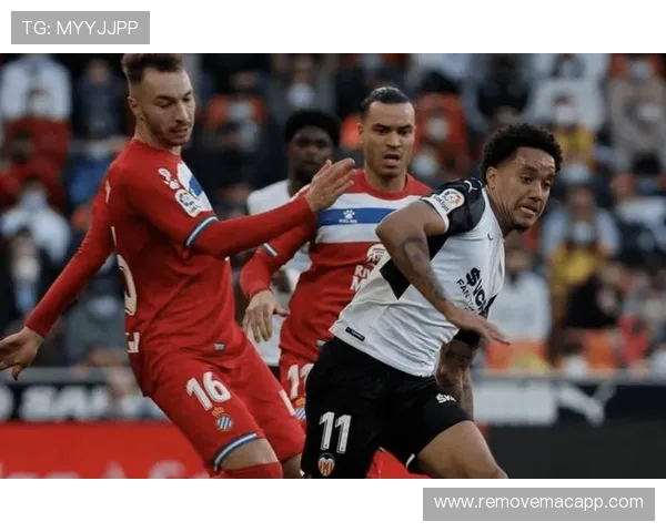 西班牙国家队补招勒沃库森中场阿莱士加西亚替补伤缺球员加入阵容