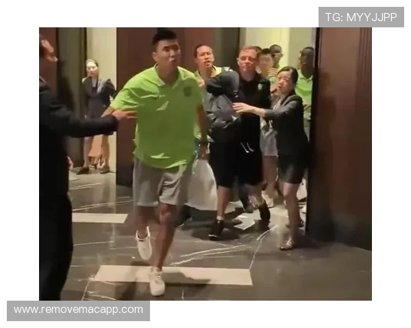 王刚客战山东后情绪失控向球迷诚恳道歉承认行为极其不理智