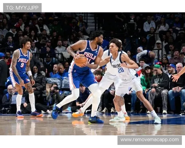 原创29+20+13超级三双成空砍！浓眉32+13压哨救赎，独行侠击溃掘金背后暗藏玄机