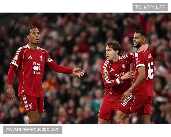 利物浦34岁队长再犯错：1传1躲 4秒2次失误！断崖式滑坡